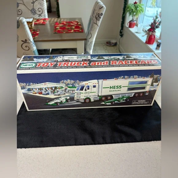 Hess 2003 Toy Truck Race Cars Set - Picture 2 of 7